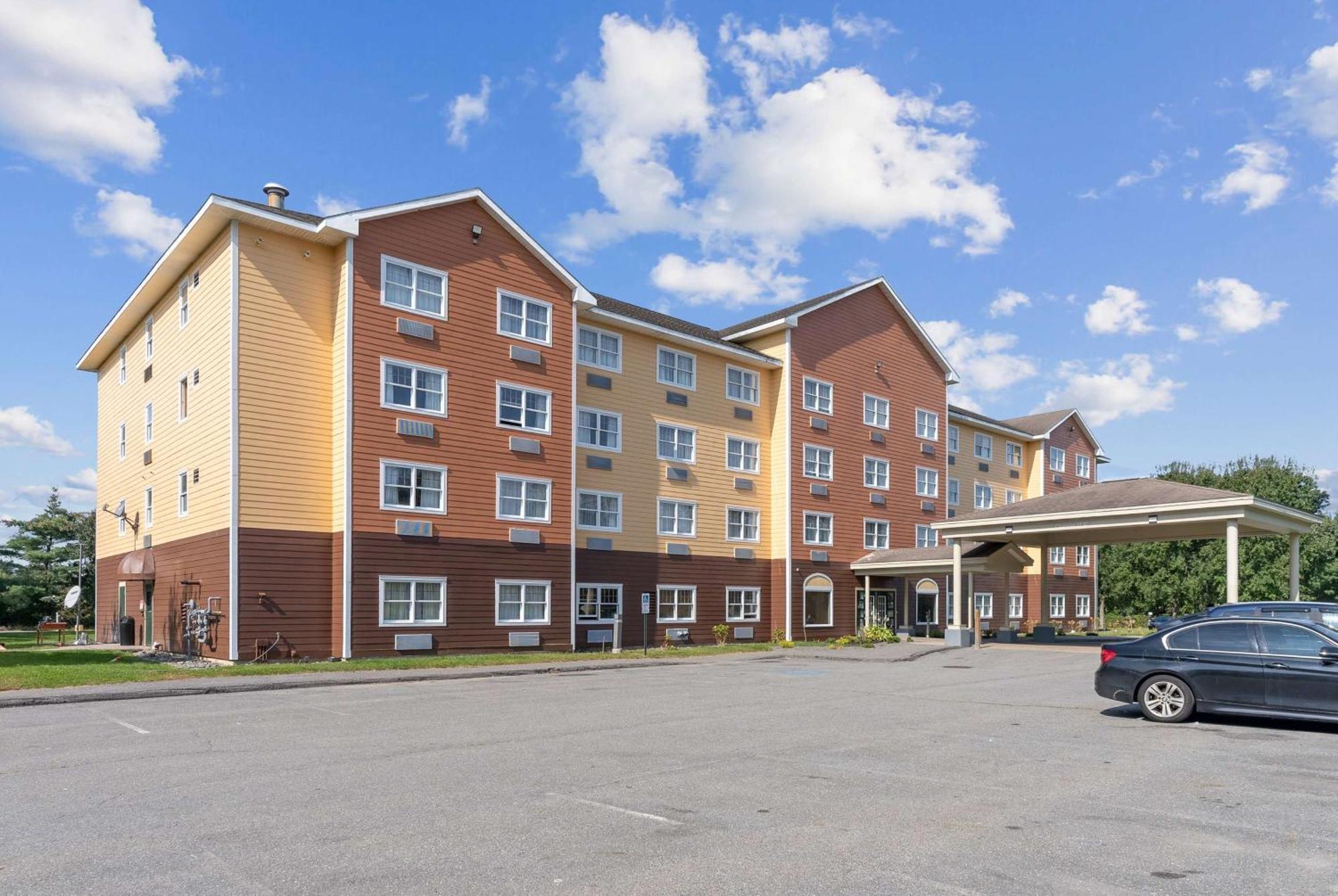 Ramada By Wyndham Saco/Old Orchard Beach Area Kültér fotó